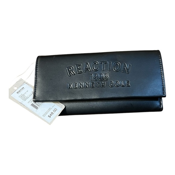Kenneth Cole Reaction Heritage Logo Black Wallet - Picture 2 of 9